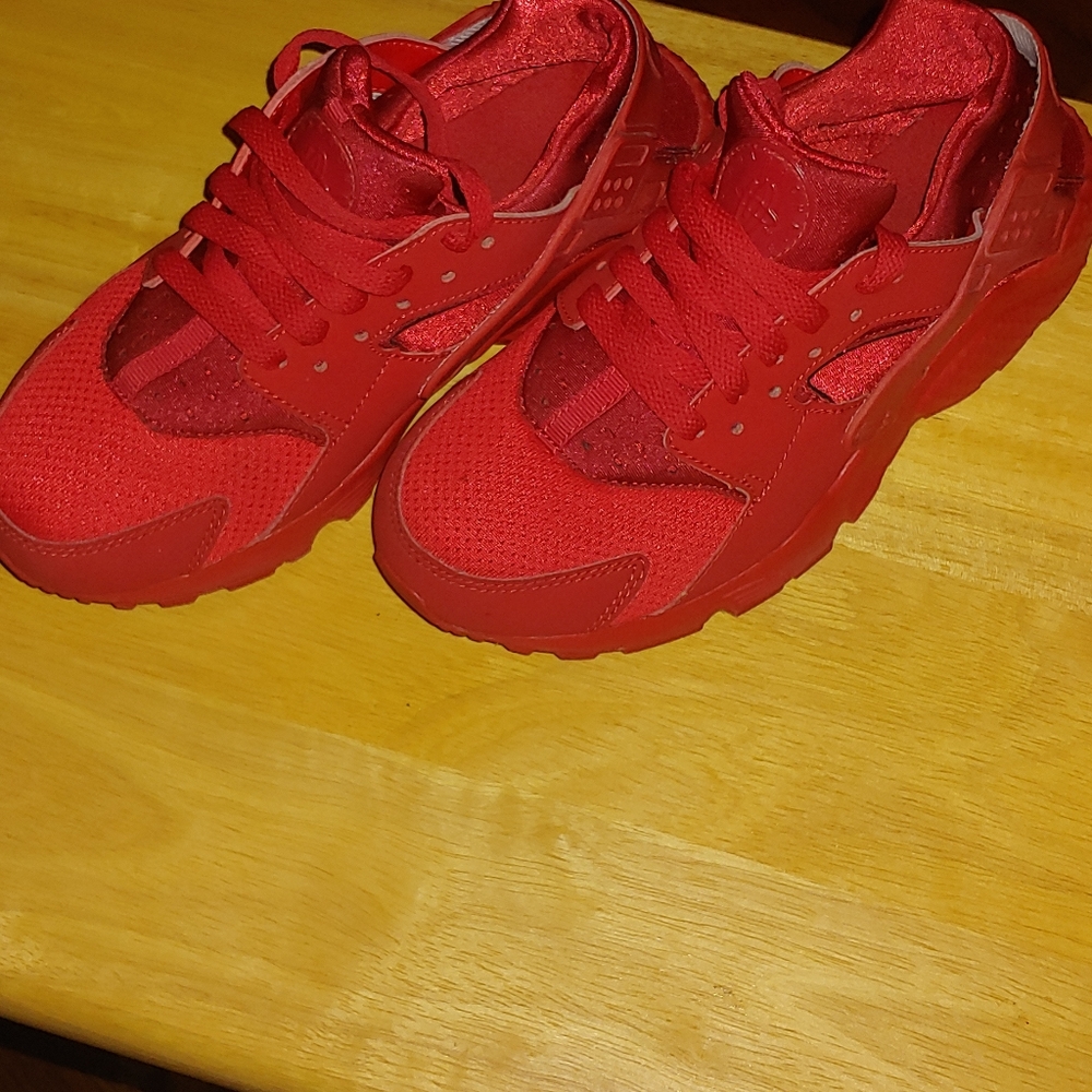 Shoes - Picture 2 of 2